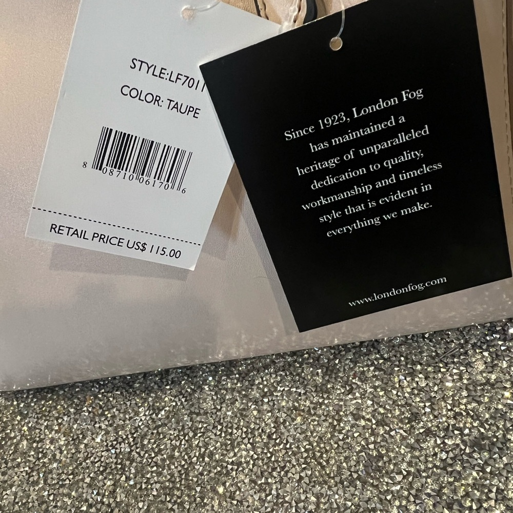 Brand anew London Fog Handbag